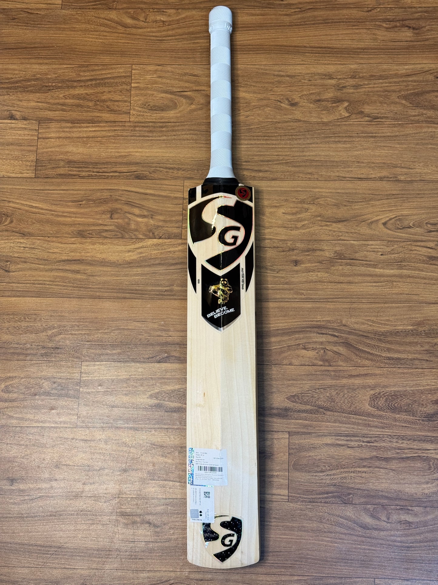 SG HP 33 ENGLISH WILLOW CRICKET BAT-SH
