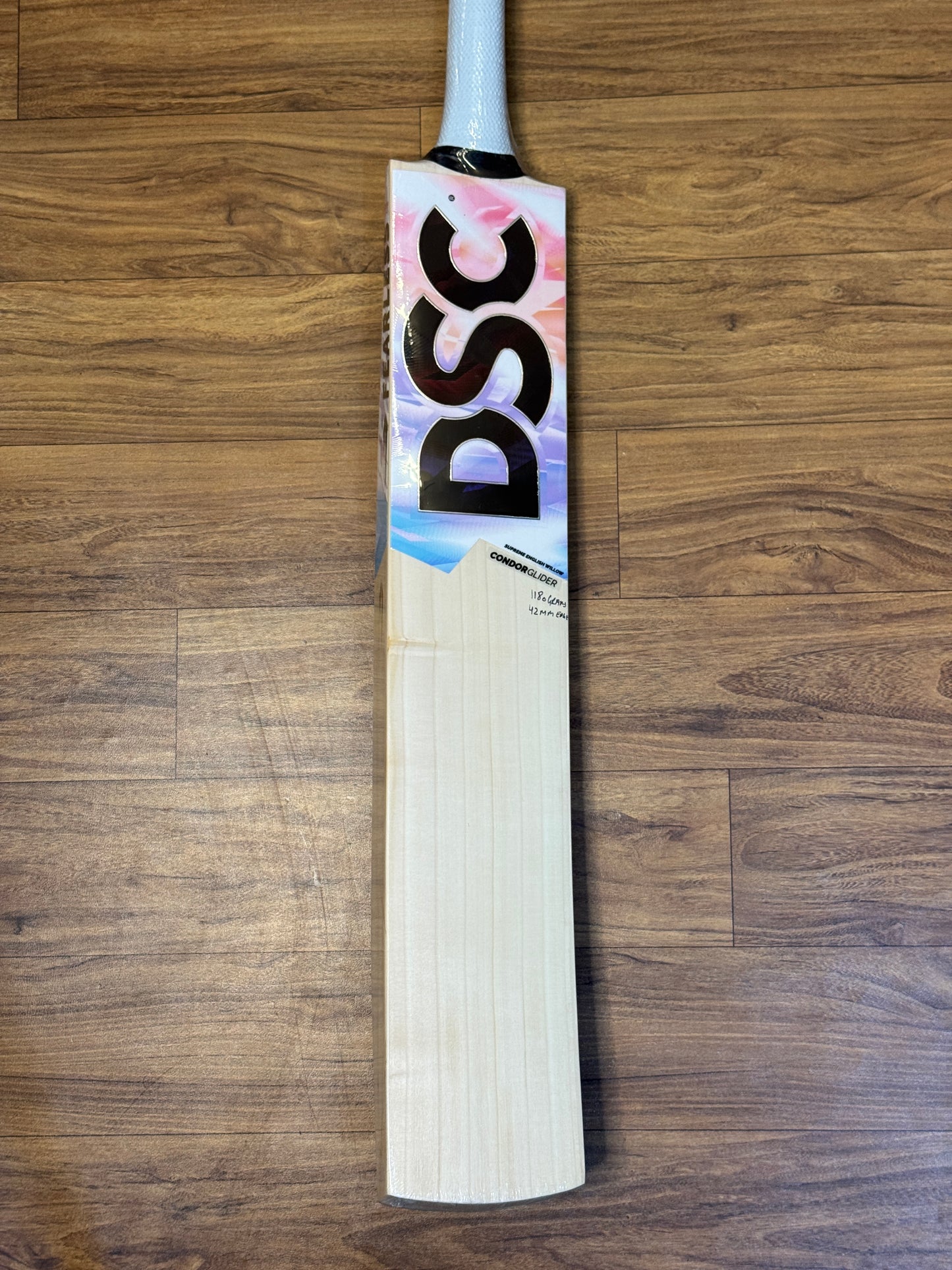 DSC CONDOR GLIDER ENGLISH WILLOW CRICKET BAT-SH