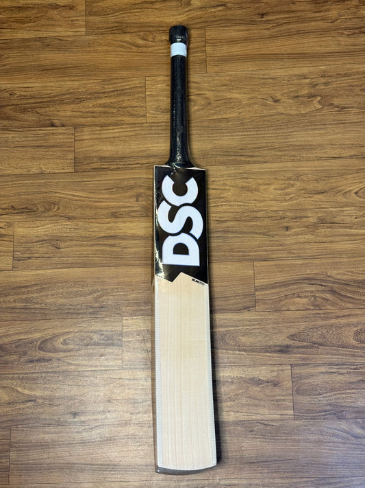 DSC BLAK 200 ENGLISH WILLOW CRICKET BAT-SH