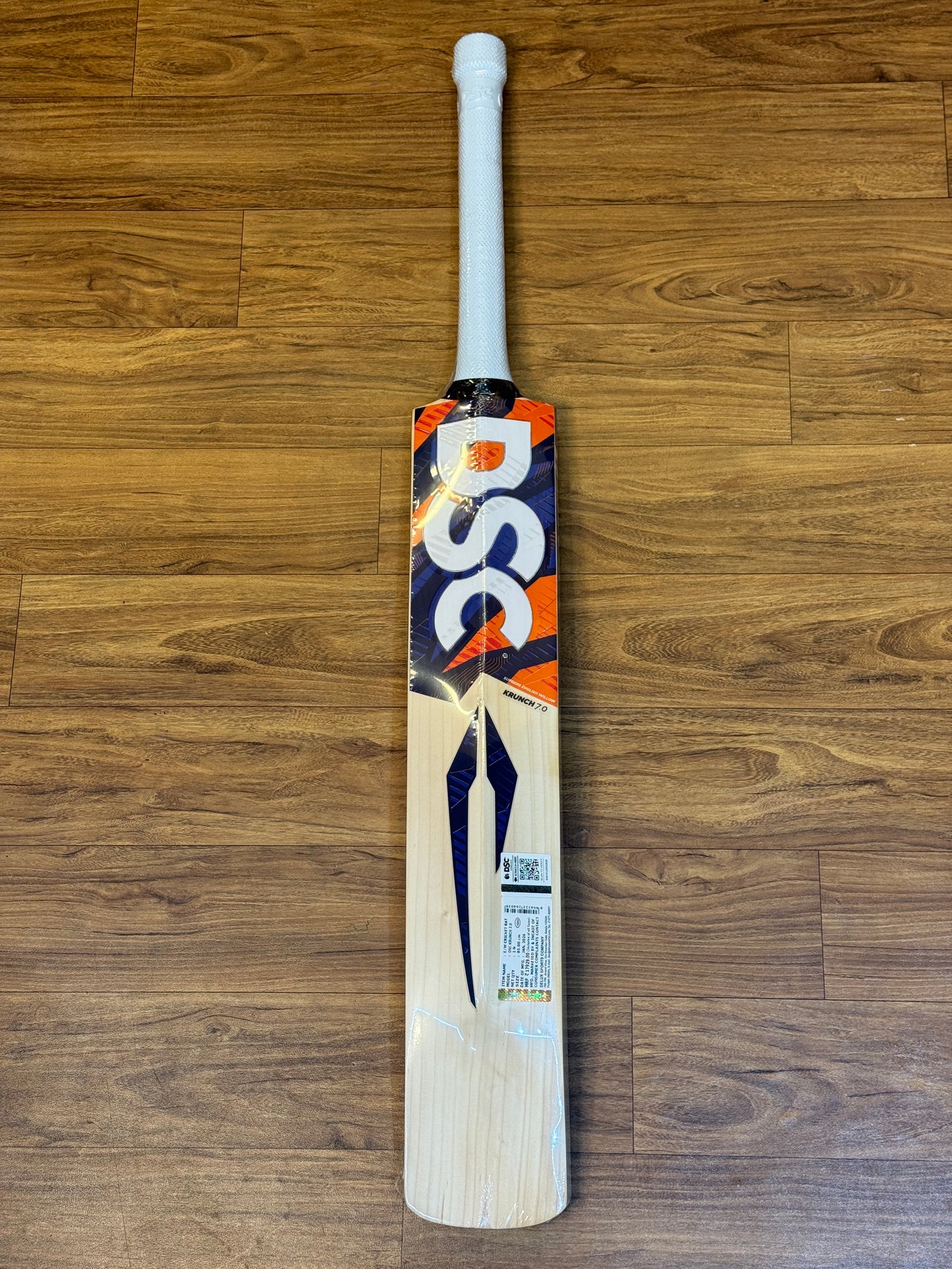 DSC KRUNCH 7.0 ENGLISH WILLOW CRICKET BAT-SH