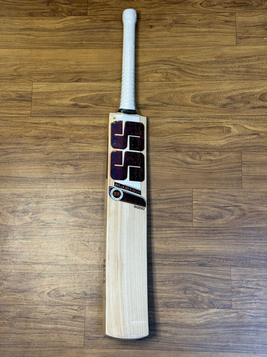 SS MASTER 5000 ENGLISH WILLOW CRICKET BAT-SH