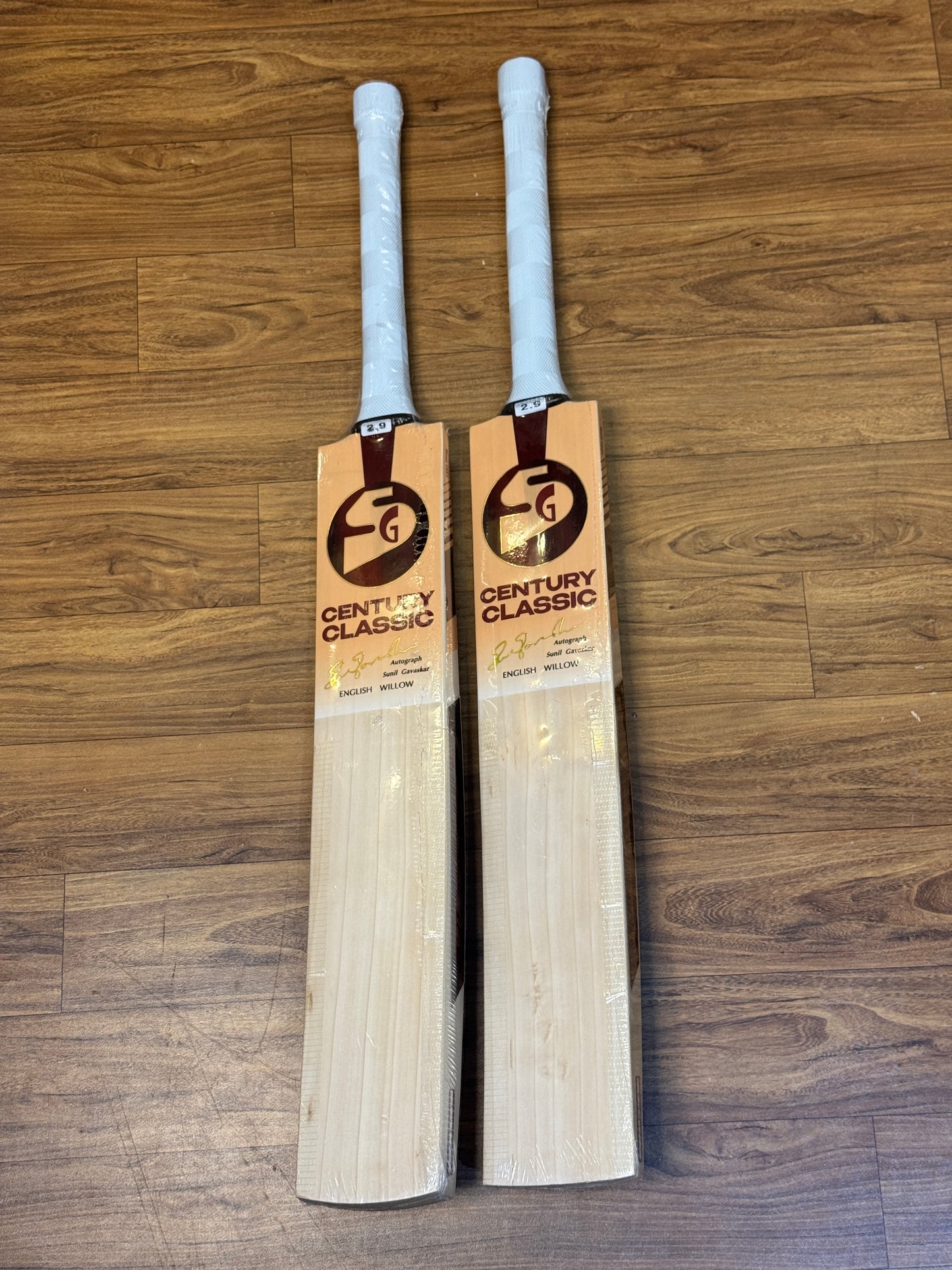 SG CENTURY CLASSIC ENGLISH WILLOW CRICKET BAT-SH