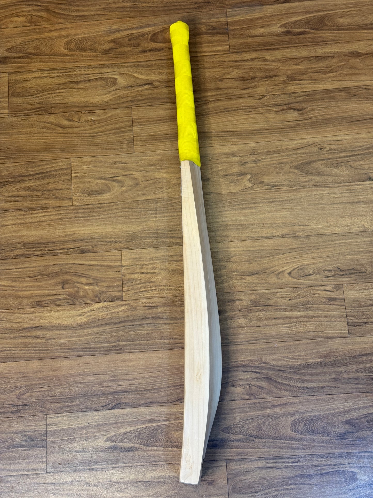 DC7 ROHIT SHARMA ENGLISH WILLOW CRICKET BAT-SH