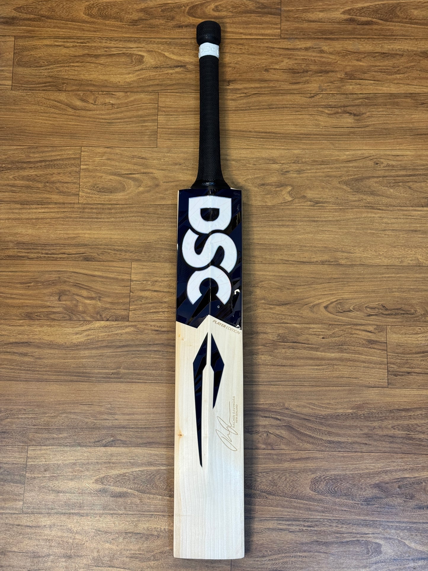 DSC RACHIN RAVINDRA PLAYER EDITION ENGLISH WILLOW CRICKET BAT-SH