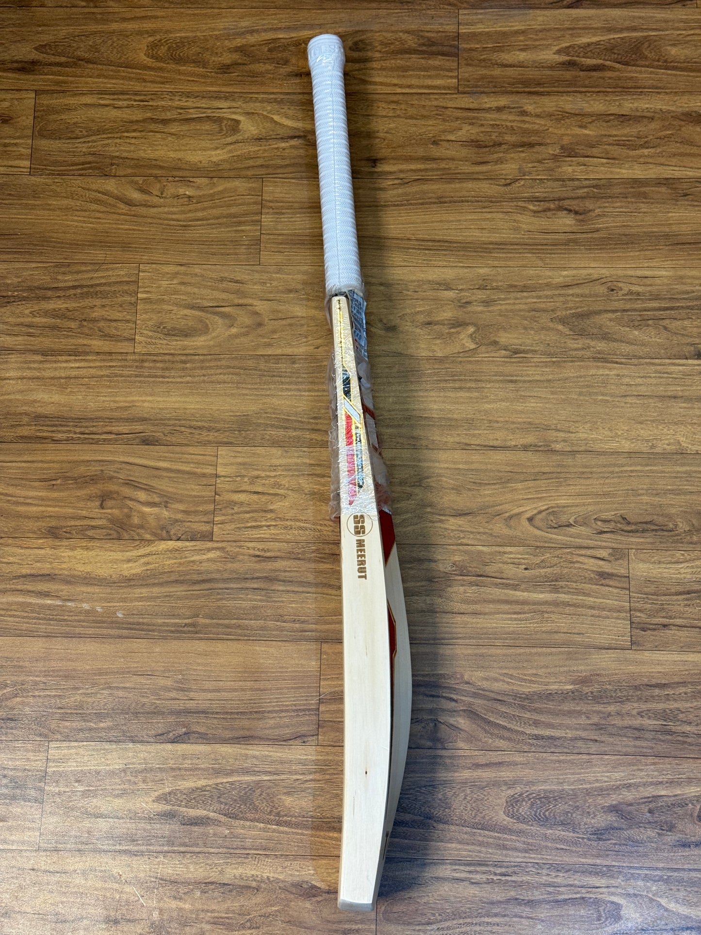 SS VINTAGE PRO ENGLISH WILLOW CRICKET BAT - SH