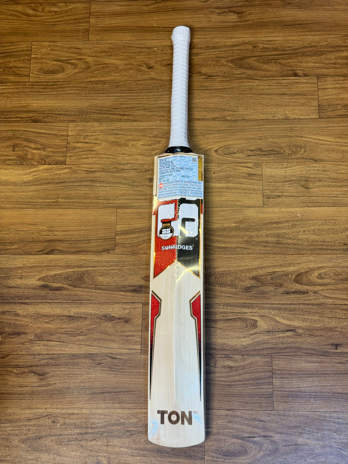 SS VINTAGE PRO ENGLISH WILLOW CRICKET BAT - SH