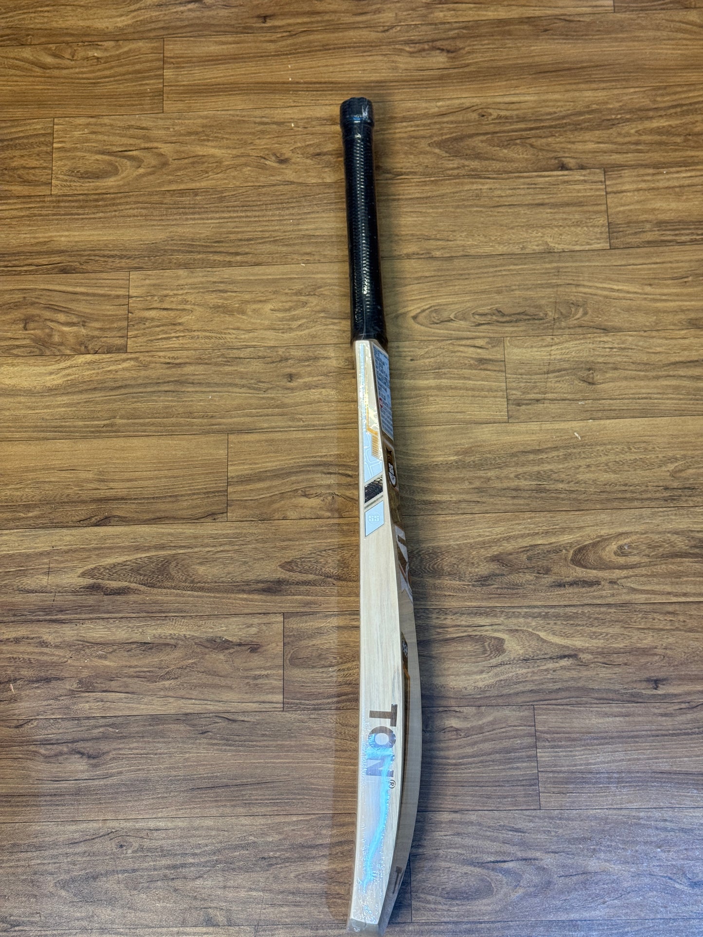 SS HERITAGE ENGLISH WILLOW CRICKET BAT-SH