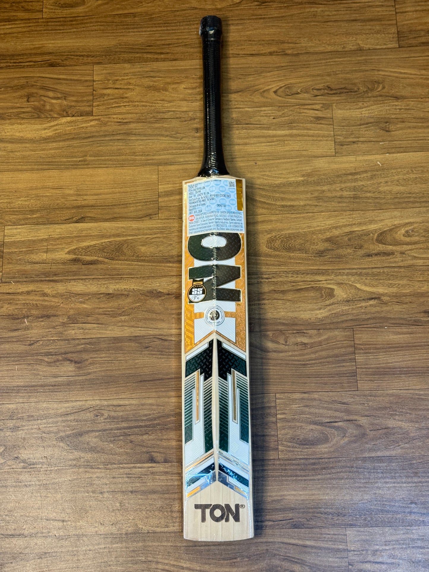 SS TON 999 ENGLISH WILLOW CRICKET BAT-SH