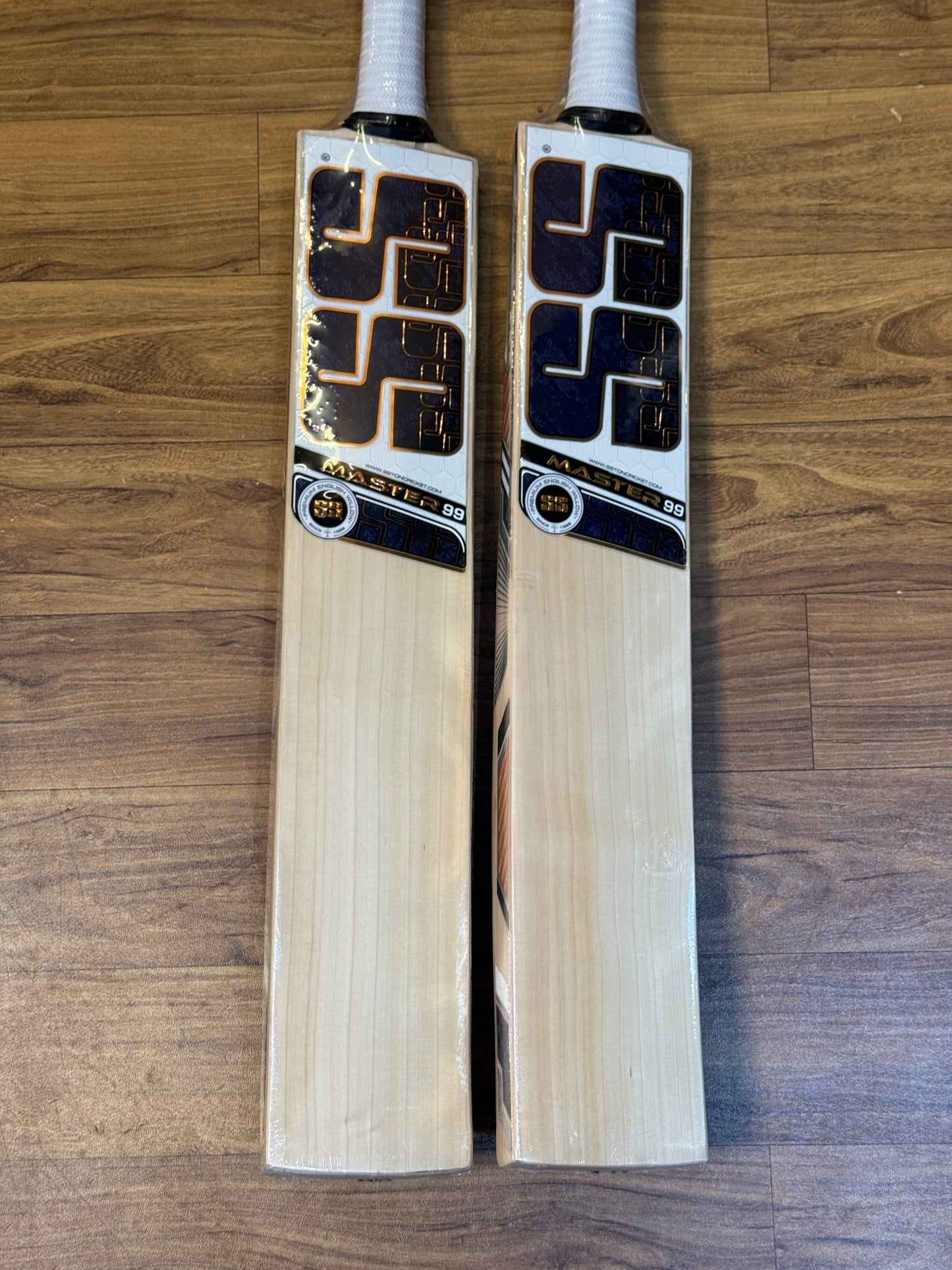 SS MASTER 99 ENGLISH WILLOW CRICKET BAT-SH