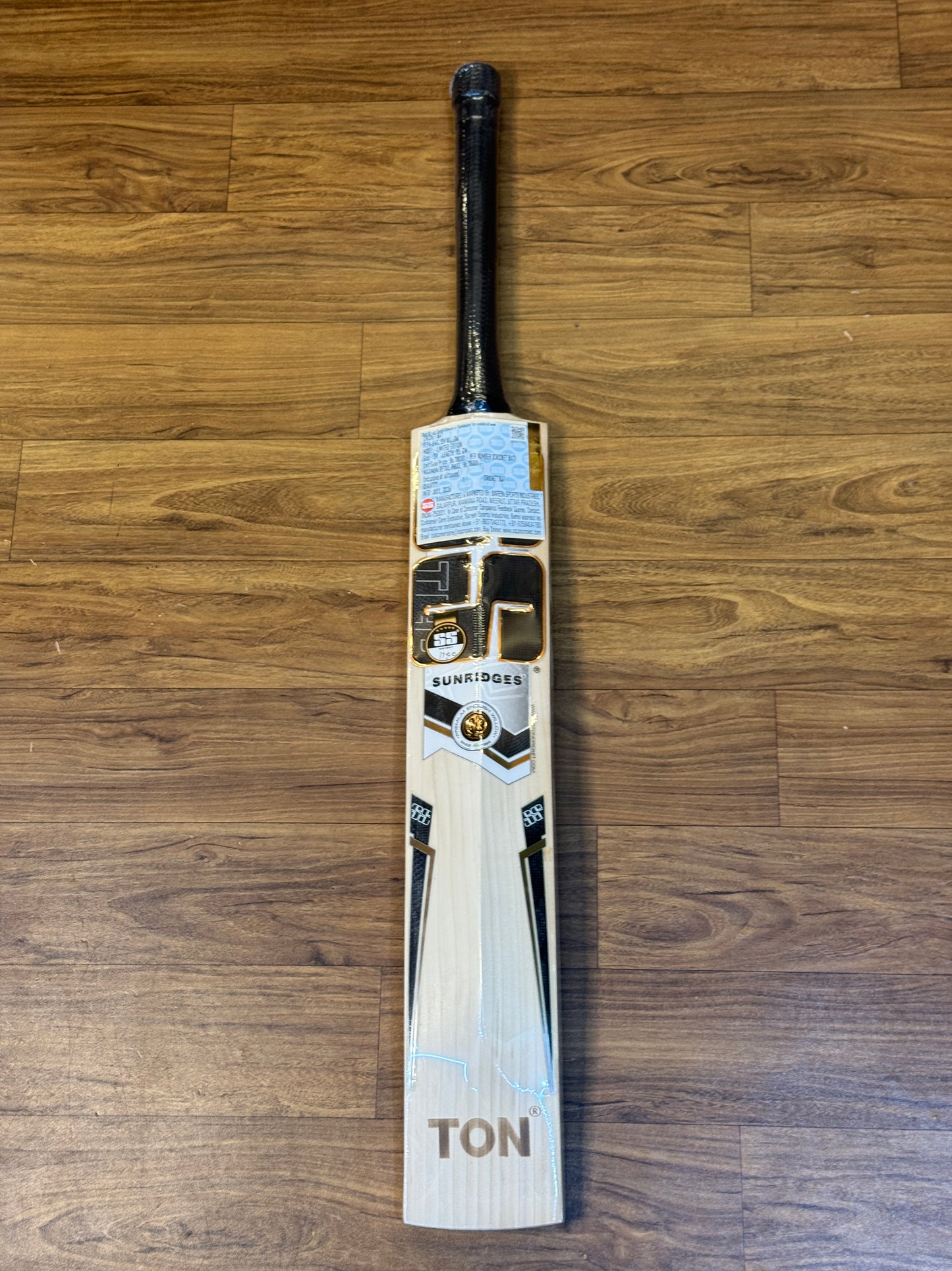 SS LIMITED EDITION ENGLISH WILLOW CRICKET BAT-SH