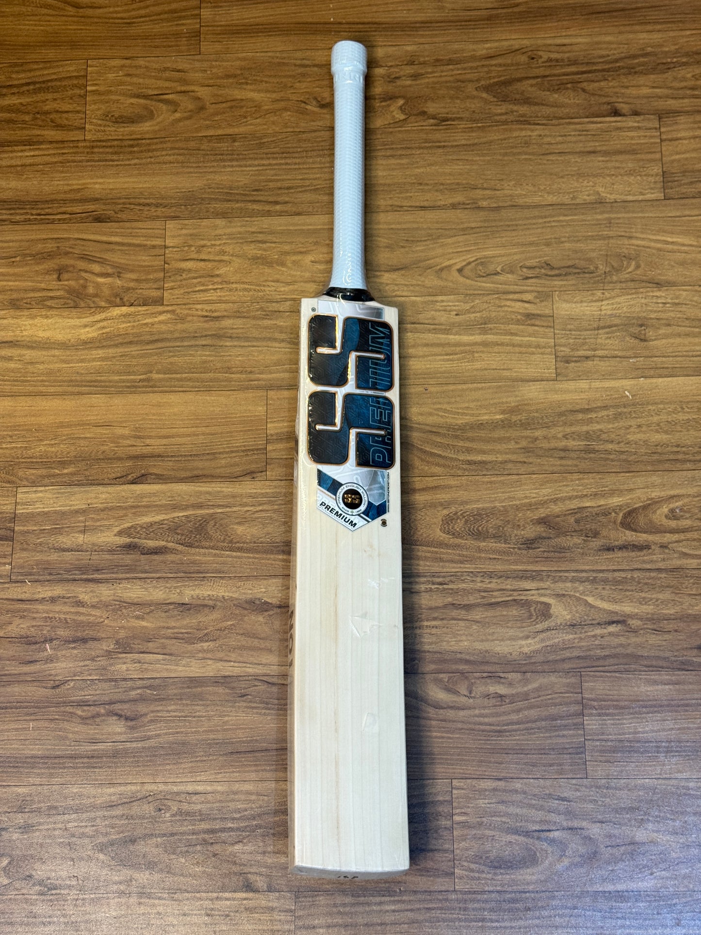 SS TON PREMIUM ENGLISH WILLOW CRICKET BAT-SH