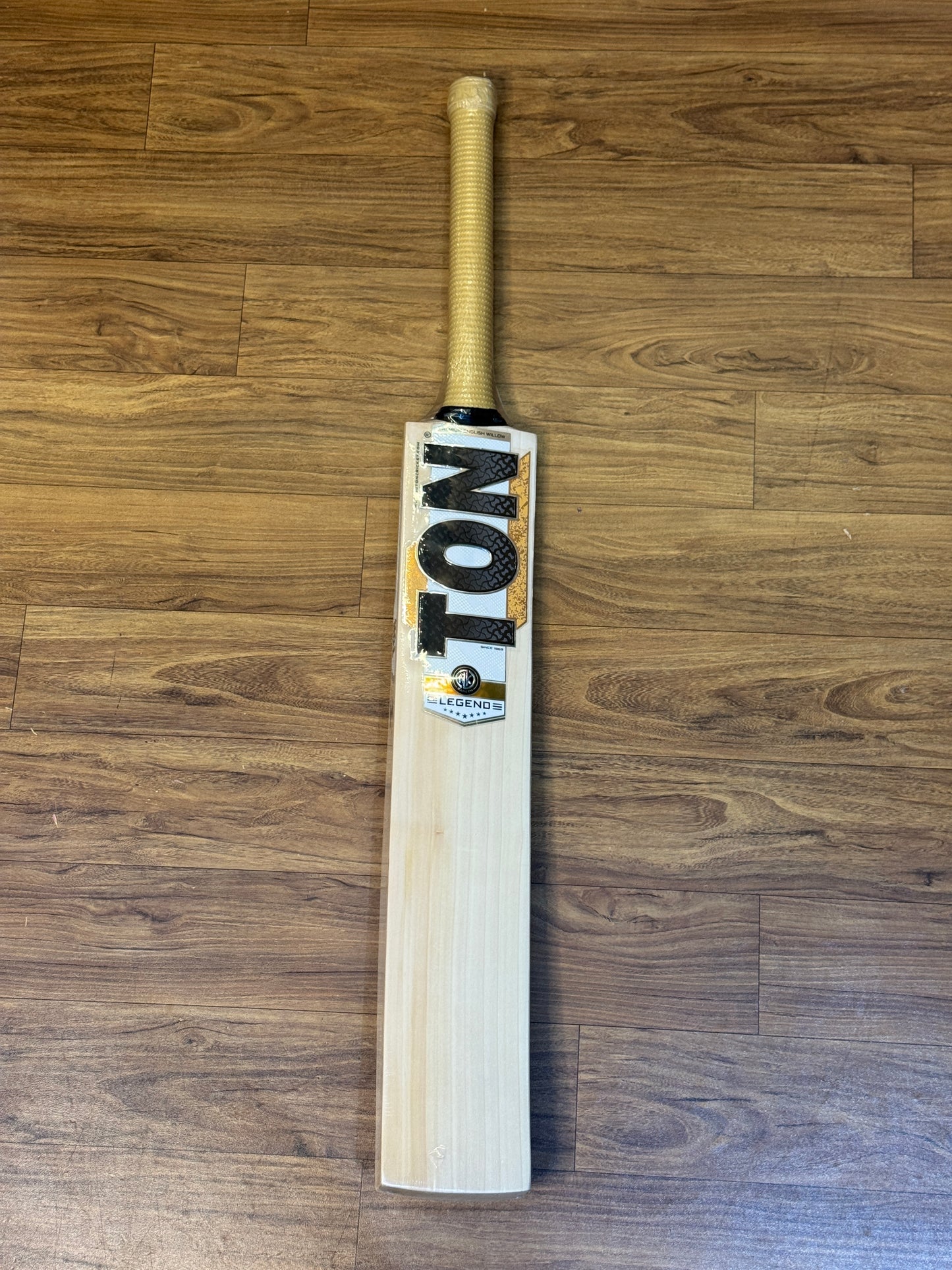 SS TON LEGEND ENGLISH WILLOW CRICKET BAT-SH