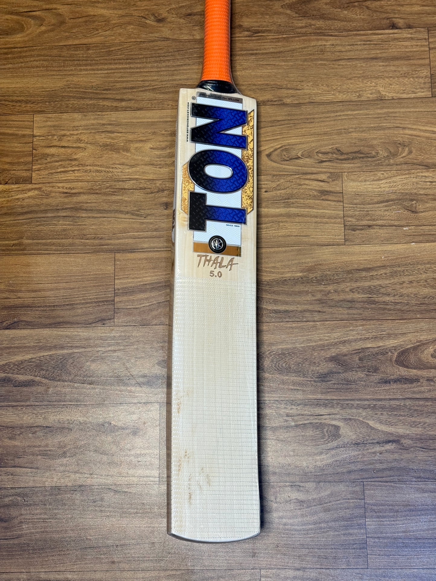 SS THALA 5.0 ENGLISH WILLOW CRICKET BAT - SH