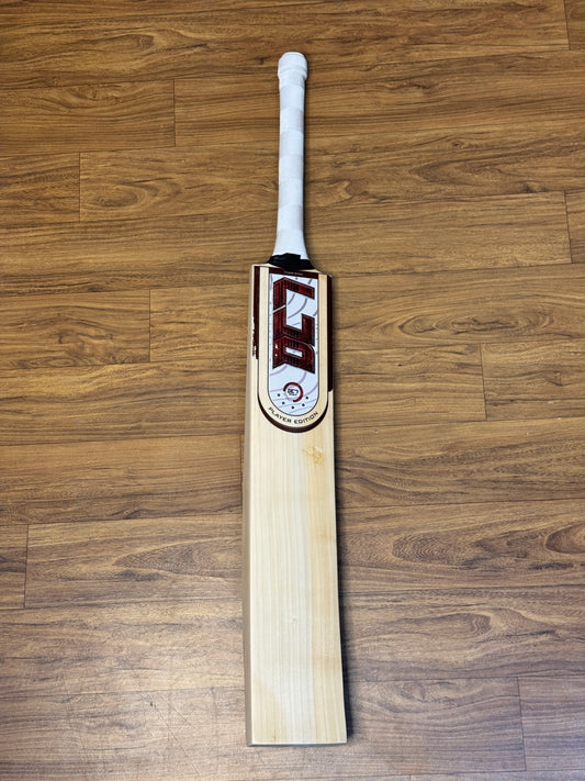 DC7 PLAYER EDITION ENGLISH WILLOW CRICKET BAT-SH